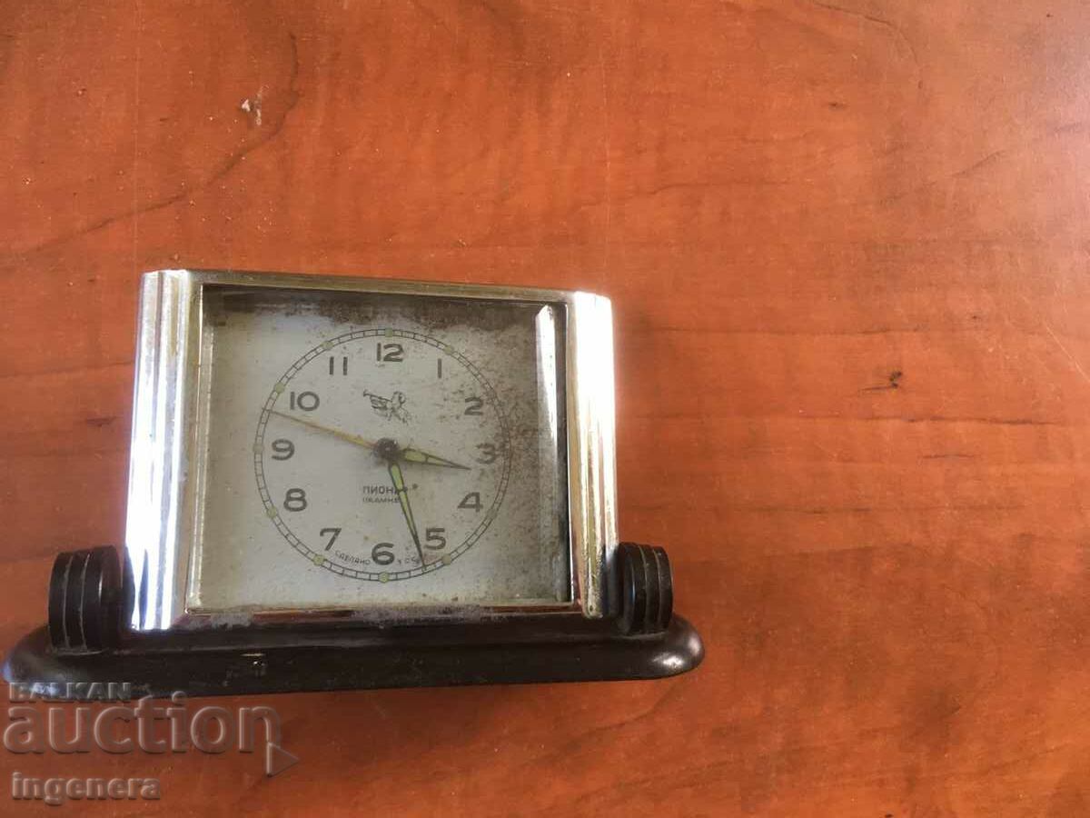 Delivery of WATCH TABLE "PIONEER" USSR-DOES NOT WORK Delivery of WATCH TABLE "PIONEER" USSR-DOES NOT WORK