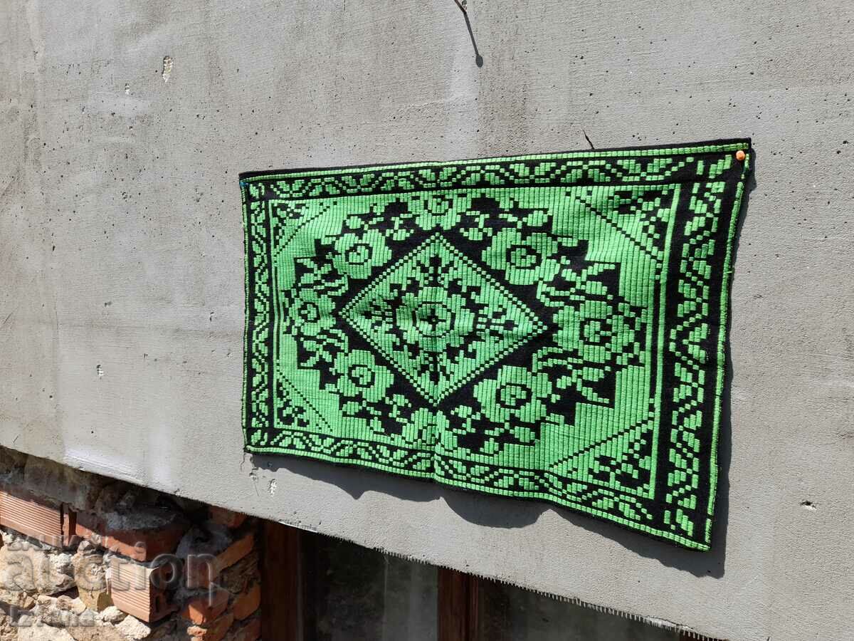 kovyor antic, perete de acoperire cu preț 15.00 BGN | € 7.67