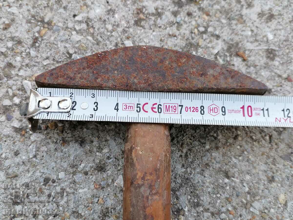 Delivery of Chuck for hair sticking, hammer, forging tool, primitive Delivery of Chuck for hair sticking, hammer, forging tool, primitive