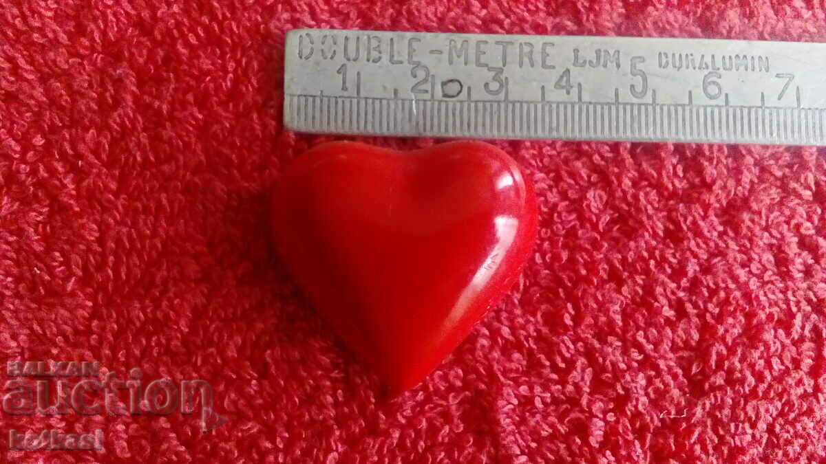 Souvenir Fridge Magnet Massive Heart