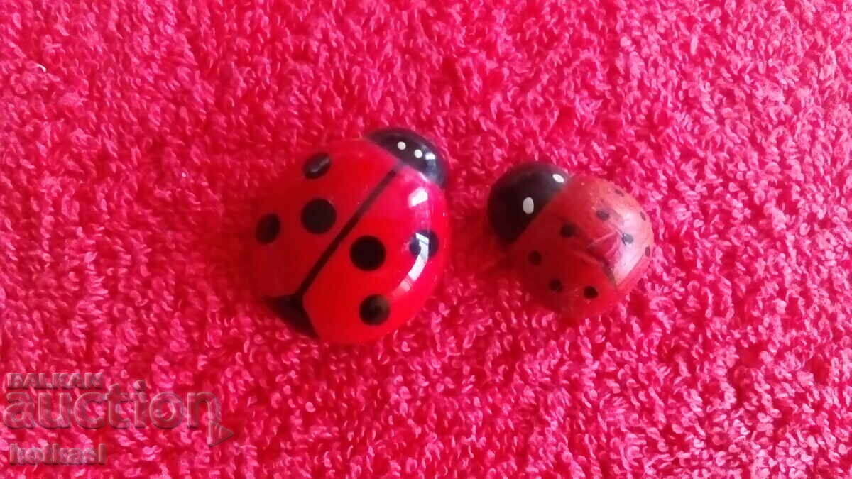 Auction Souvenirs Lot fridge magnets Ladybugs Auction Souvenirs Lot fridge magnets Ladybugs