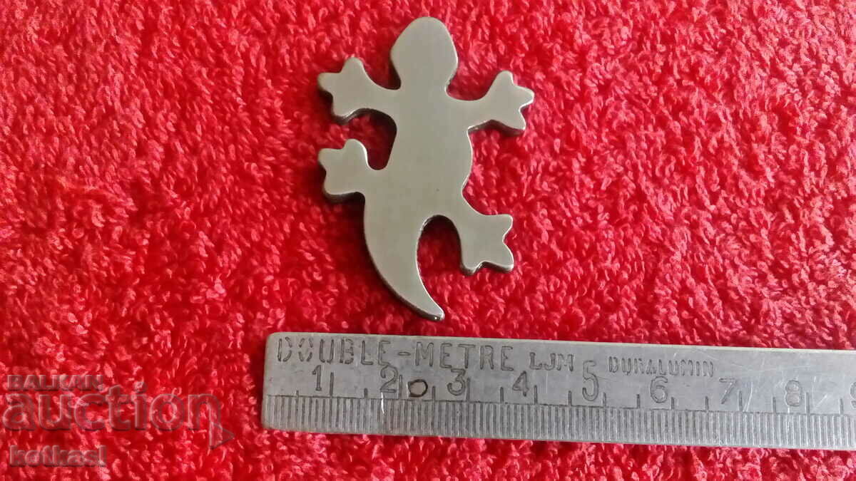 Souvenir metal fridge magnet Lizard Gecko Salamander with price 2.50 BGN | € 1.28 Souvenir metal fridge magnet Lizard Gecko Salamander with price 2.50 BGN | € 1.28