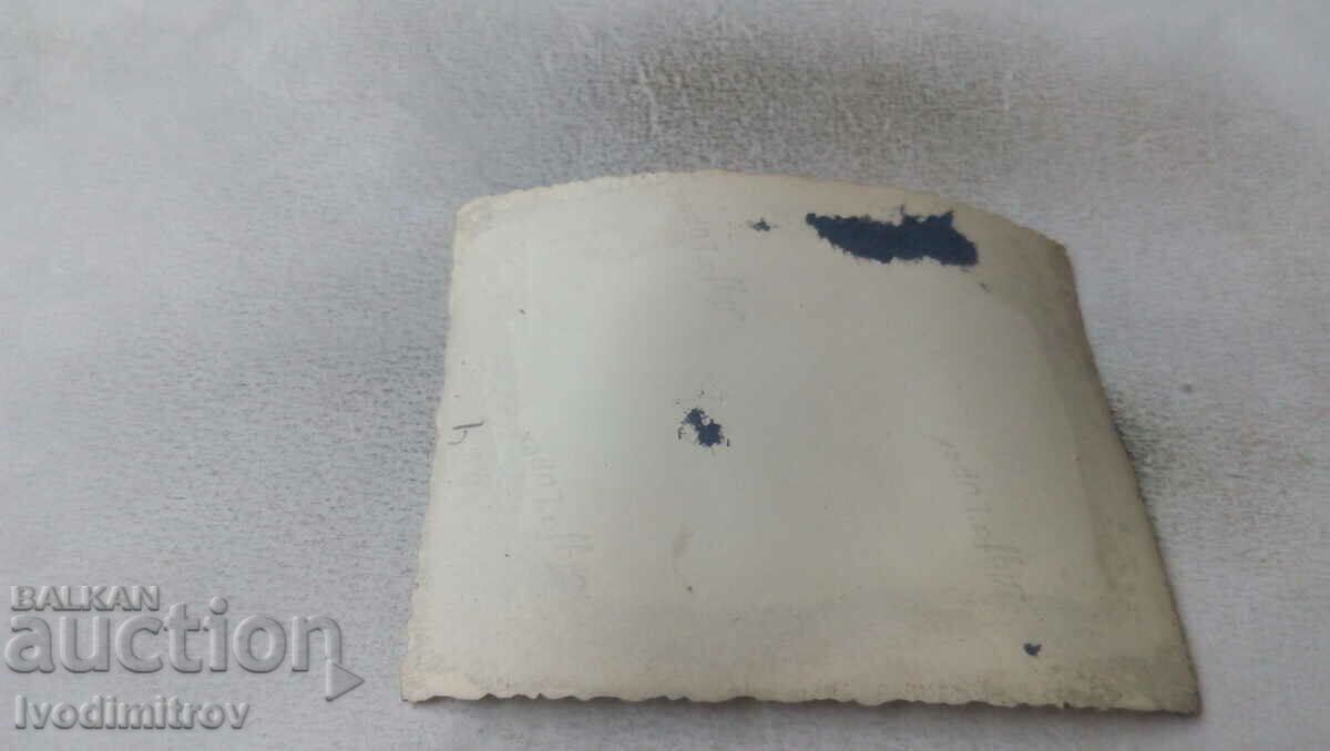 Photo Ruse Schoolgirl in the park with price 2.35 BGN | € 1.20 Photo Ruse Schoolgirl in the park with price 2.35 BGN | € 1.20