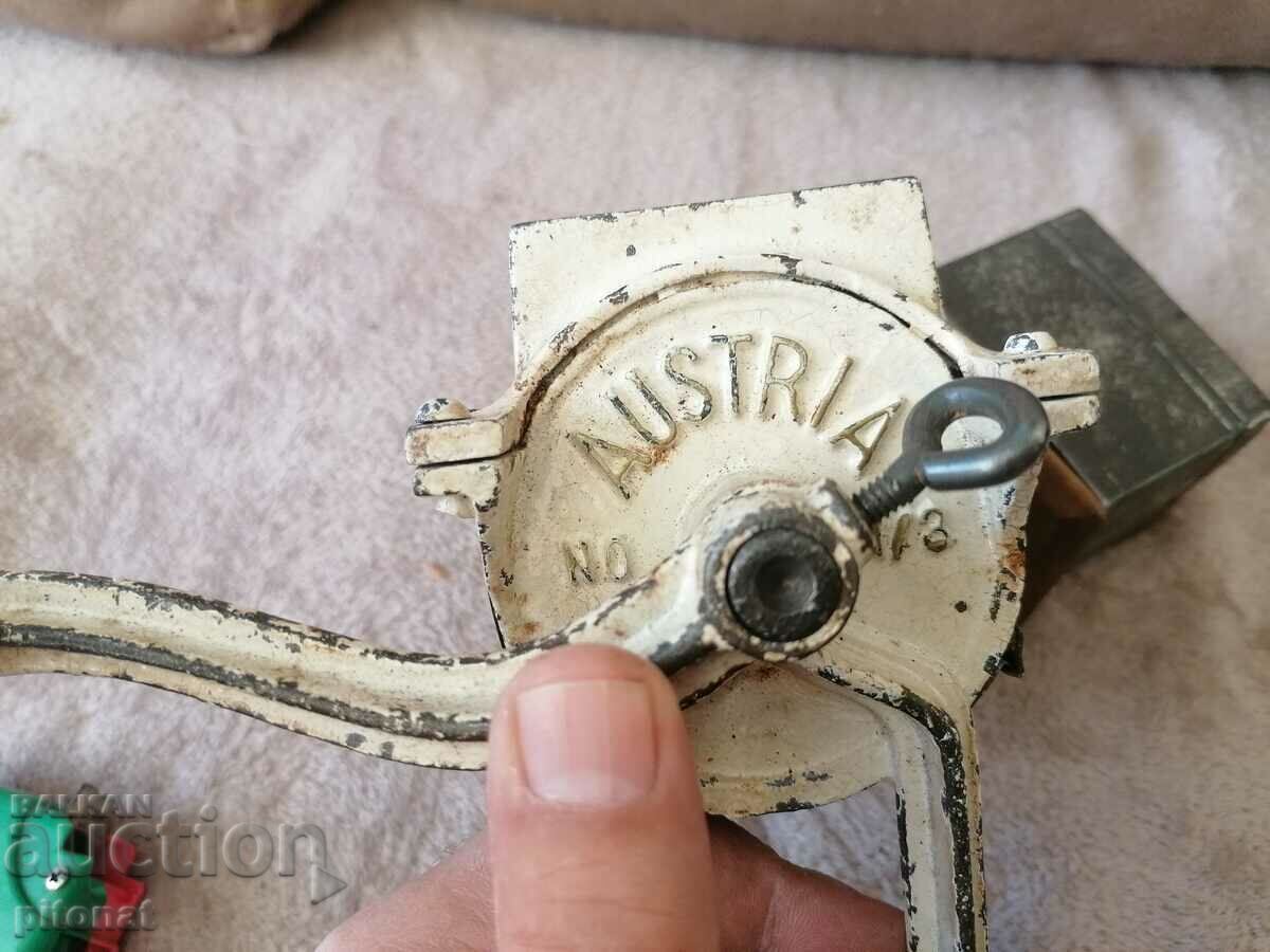 Παράδοση Μεγάλος μύλος παξιμαδιών αντίκες ΑΥΣΤΡΙΑ