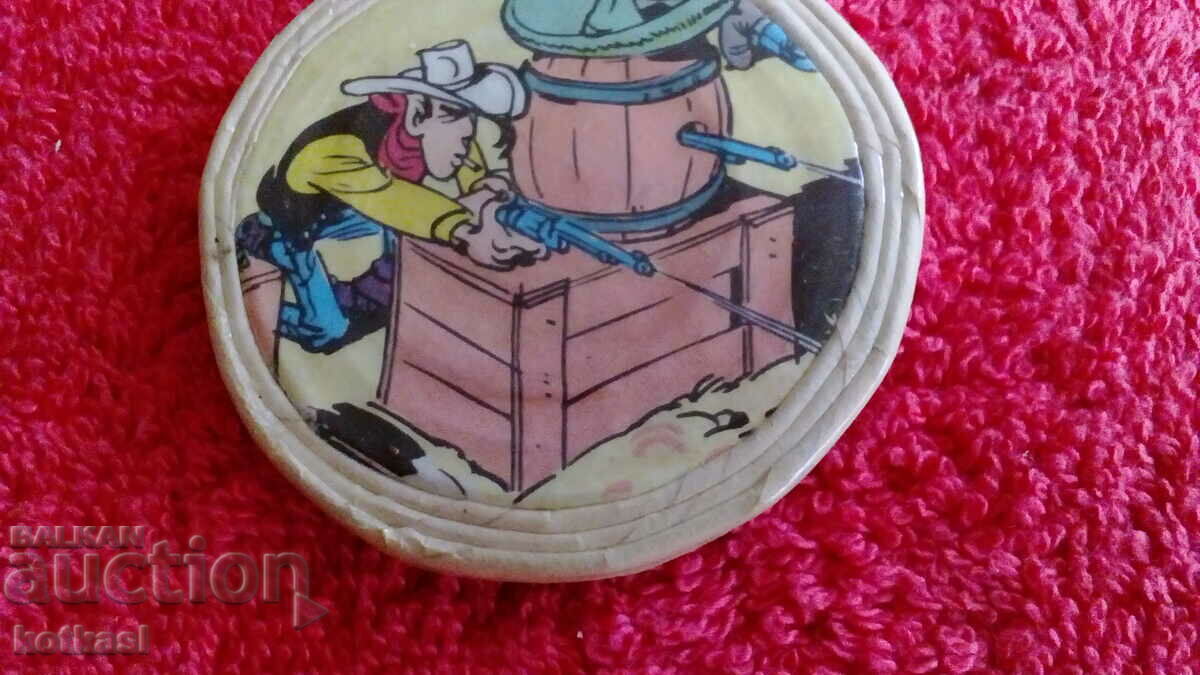 Auction Souvenir Fridge Magnet Cowboys Shooting Auction Souvenir Fridge Magnet Cowboys Shooting