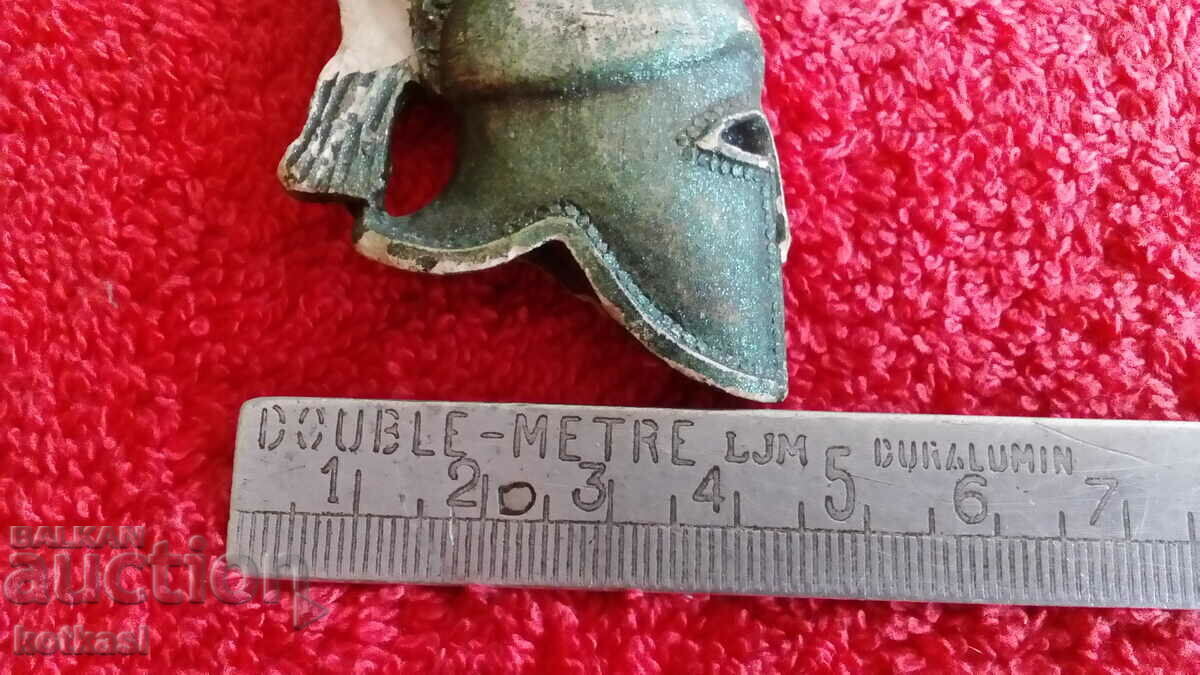 Souvenir magnet refrigerator ceramics Helmet Greece RS Macedonia with price 6.50 BGN | € 3.32 Souvenir magnet refrigerator ceramics Helmet Greece RS Macedonia with price 6.50 BGN | € 3.32