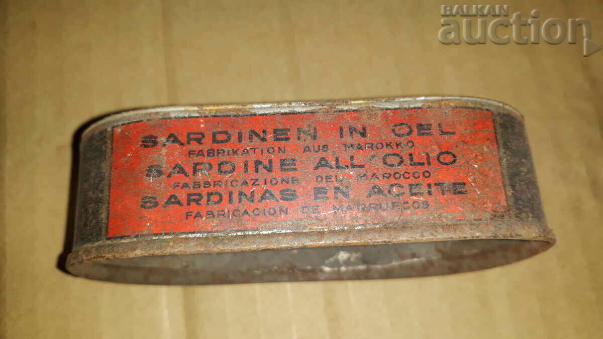 antique tin box CASABLANCA - 6 antique tin box CASABLANCA - 6