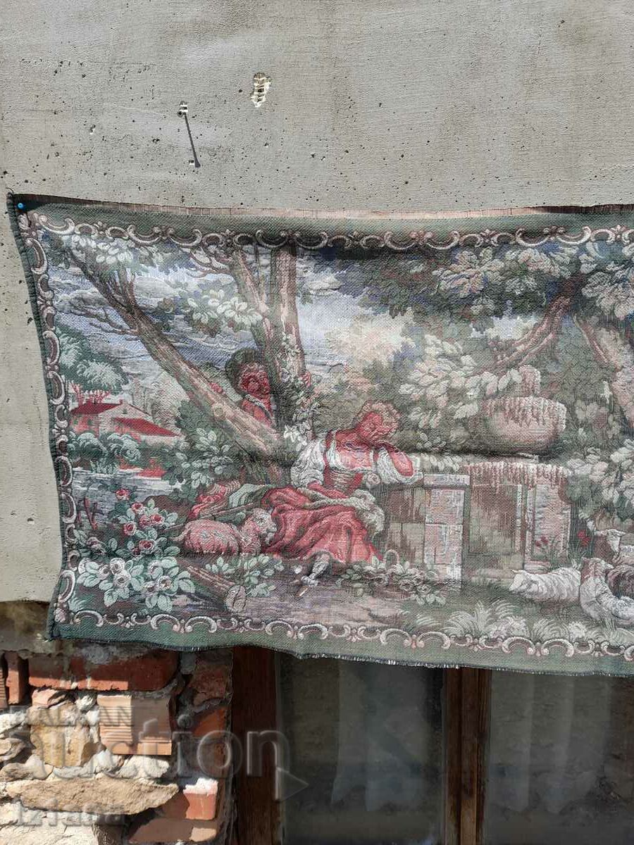 Auction An old hacker, wall cover Auction An old hacker, wall cover