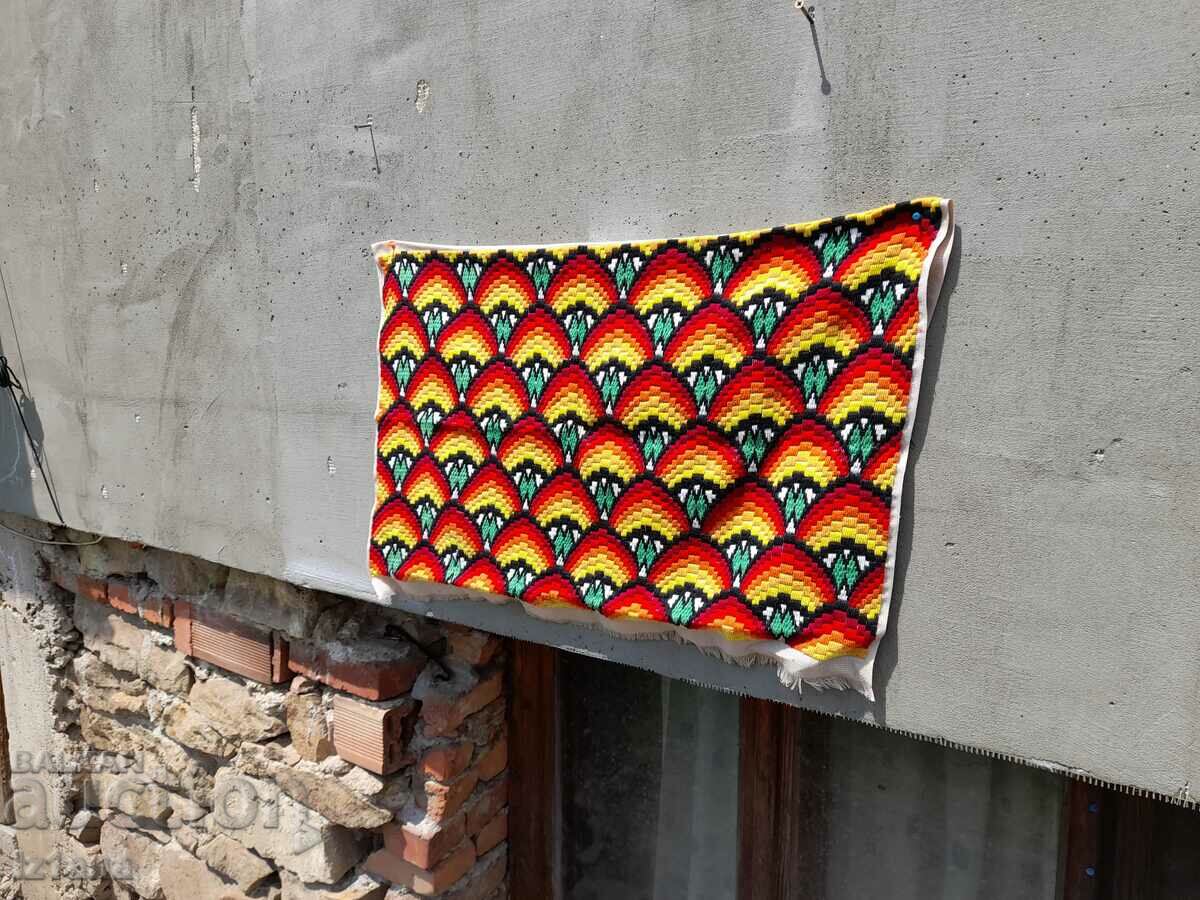 Auction An old hacker, wall cover Auction An old hacker, wall cover