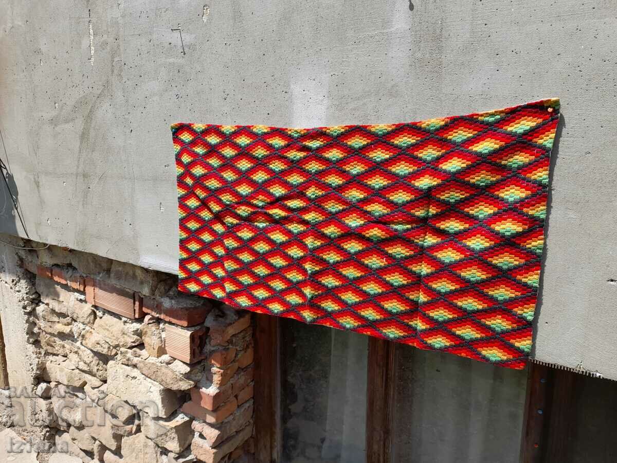 Auction An old hacker, wall cover Auction An old hacker, wall cover