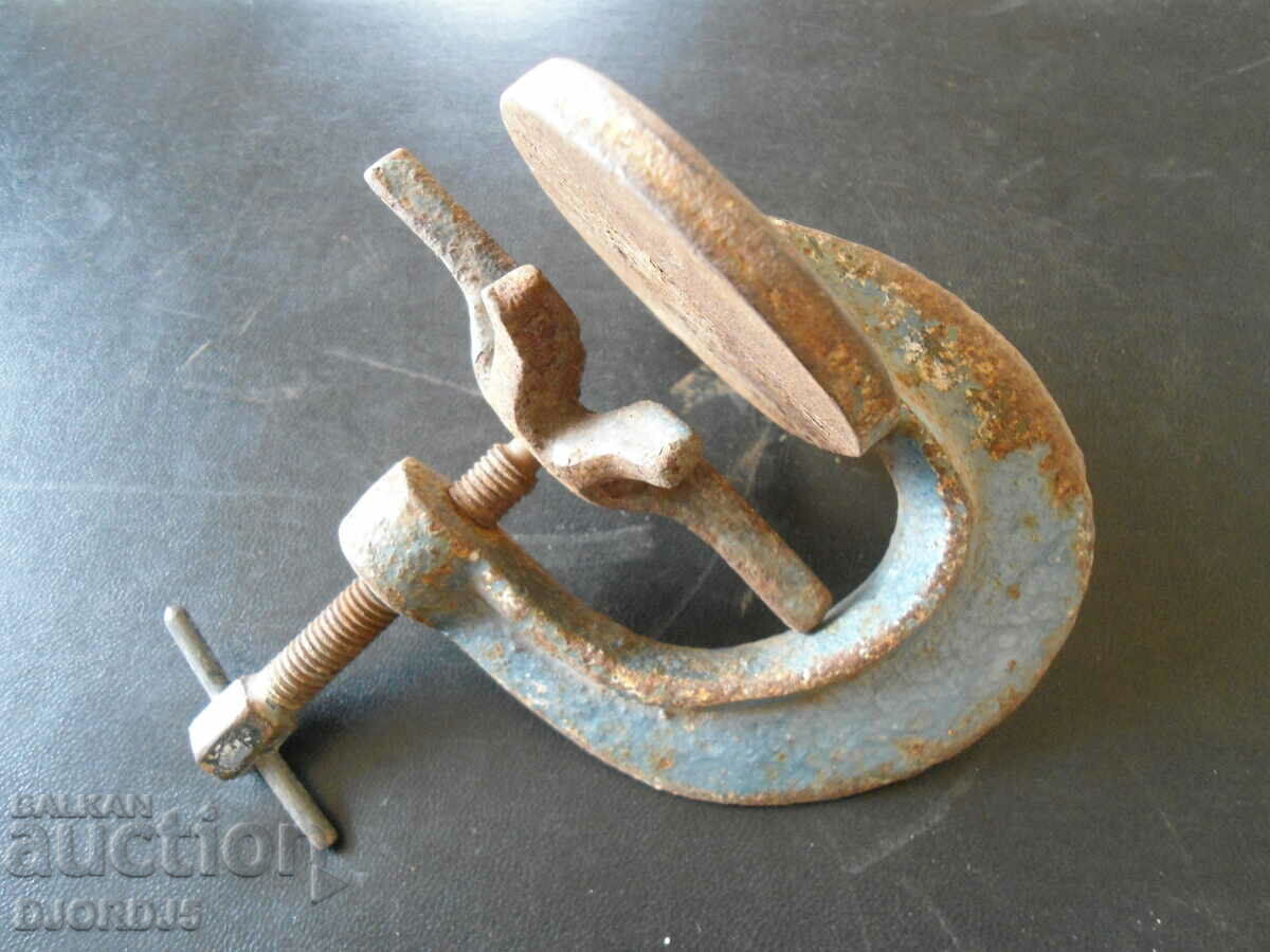 Auction Old clamp, vulcanizer Auction Old clamp, vulcanizer