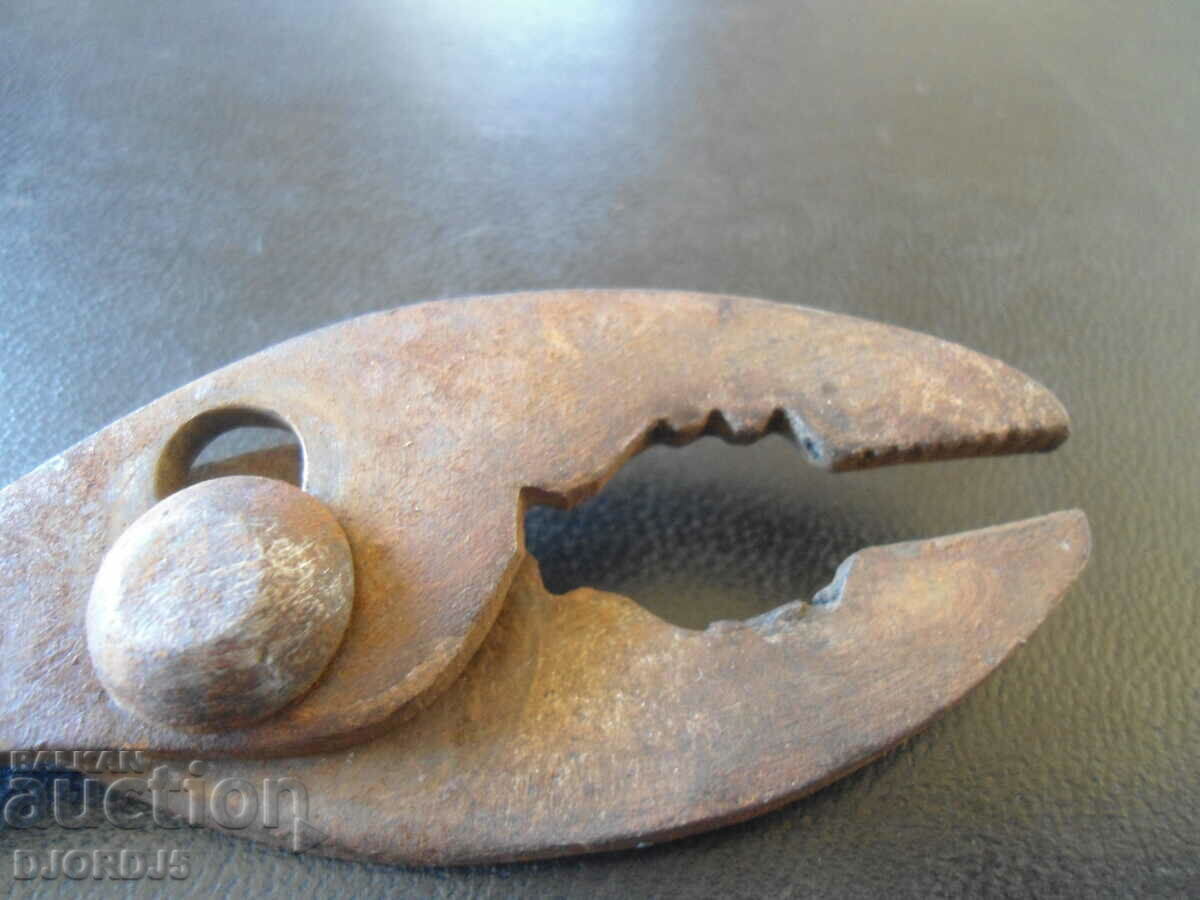 Old pliers - 6 Old pliers - 6
