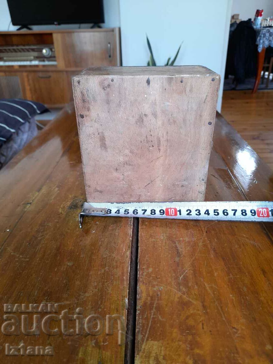 Auction Old watch case Auction Old watch case