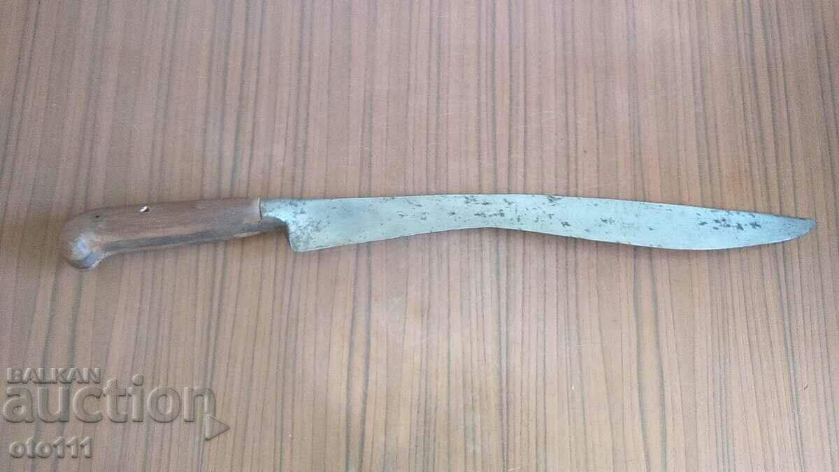 Livrarea STUDENT BĂTRÂN MARE, CUȚIT HAIDUSHKI Livrarea STUDENT BĂTRÂN MARE, CUȚIT HAIDUSHKI