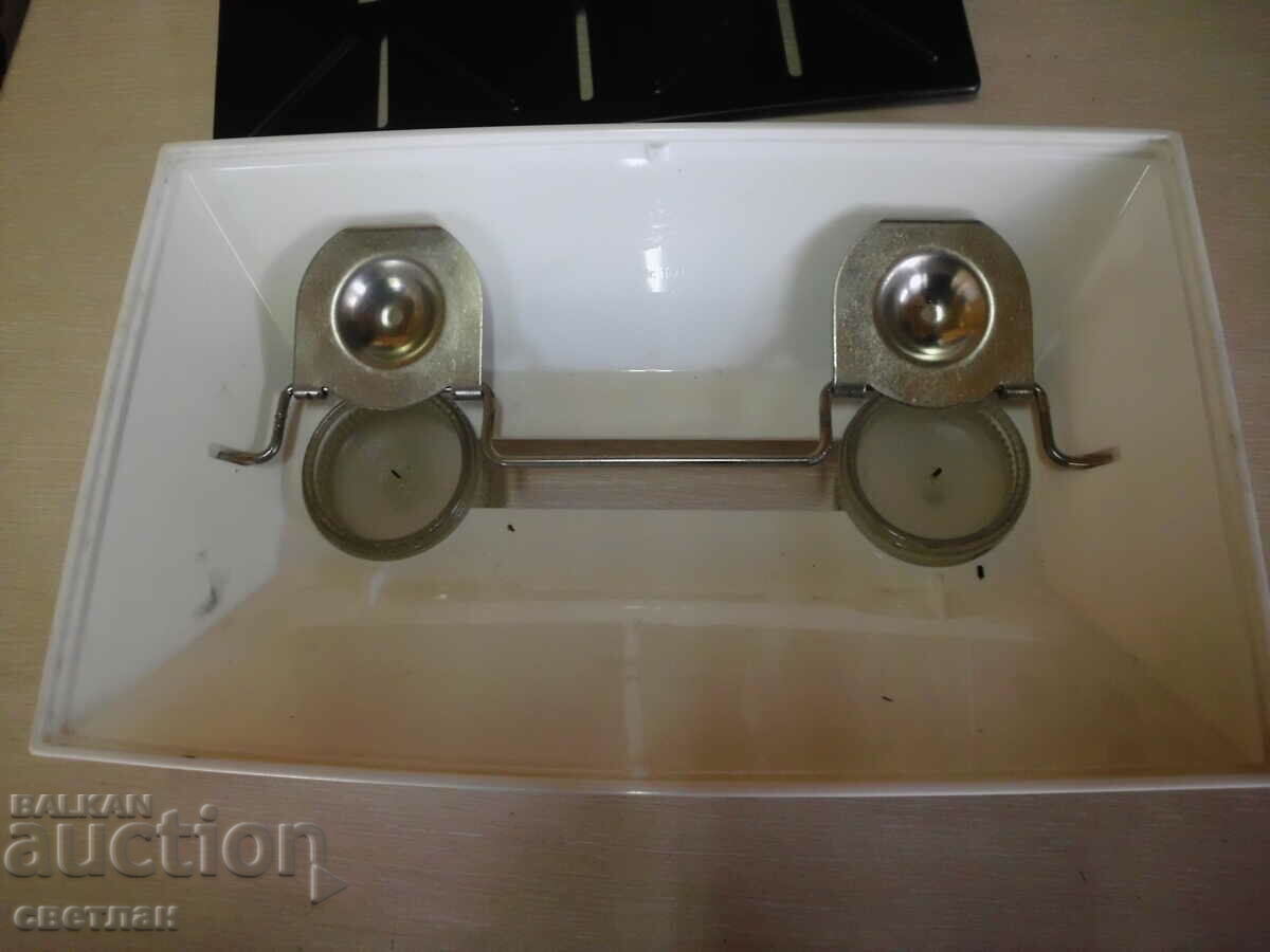 Auction  CANDLE BOILER