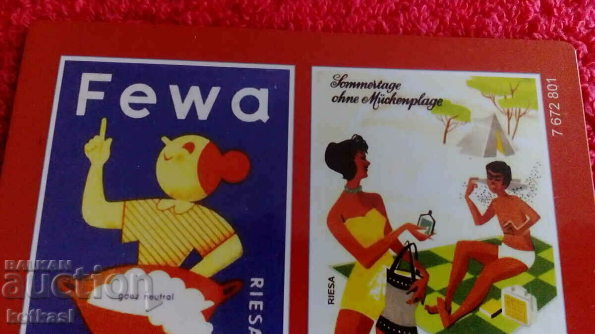 Delivery of Souvenir old fridge magnet