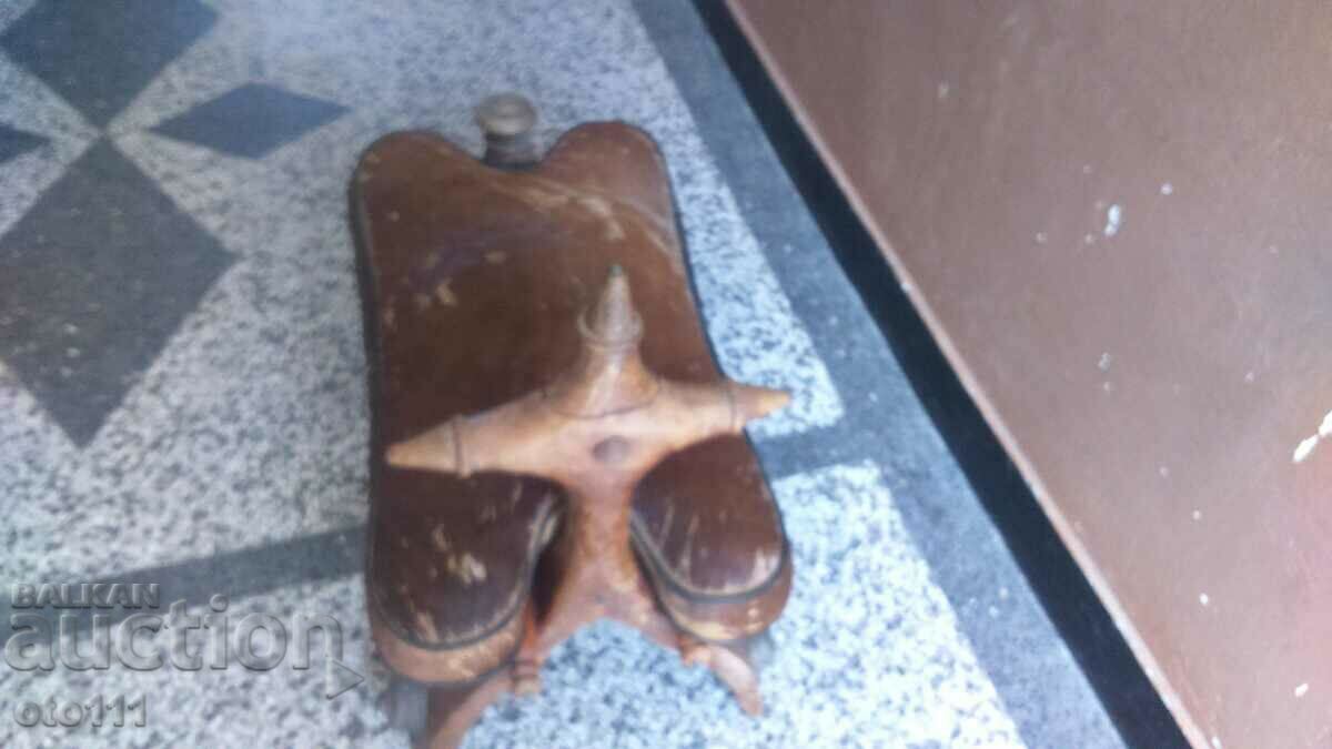 OLD CAMEL SADDLE - 7 OLD CAMEL SADDLE - 7