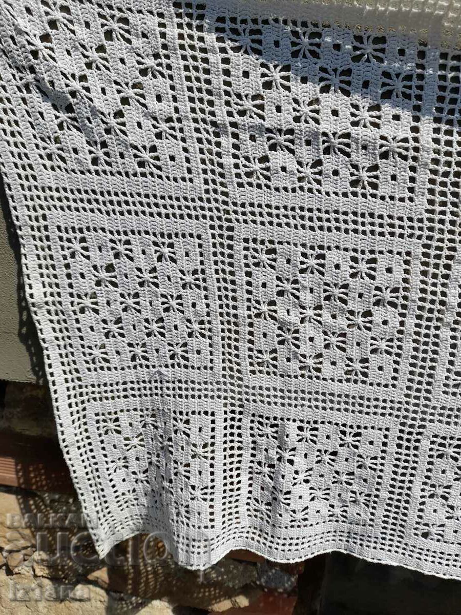 Old knitted cloth with price 25.00 BGN | € 12.78 Old knitted cloth with price 25.00 BGN | € 12.78