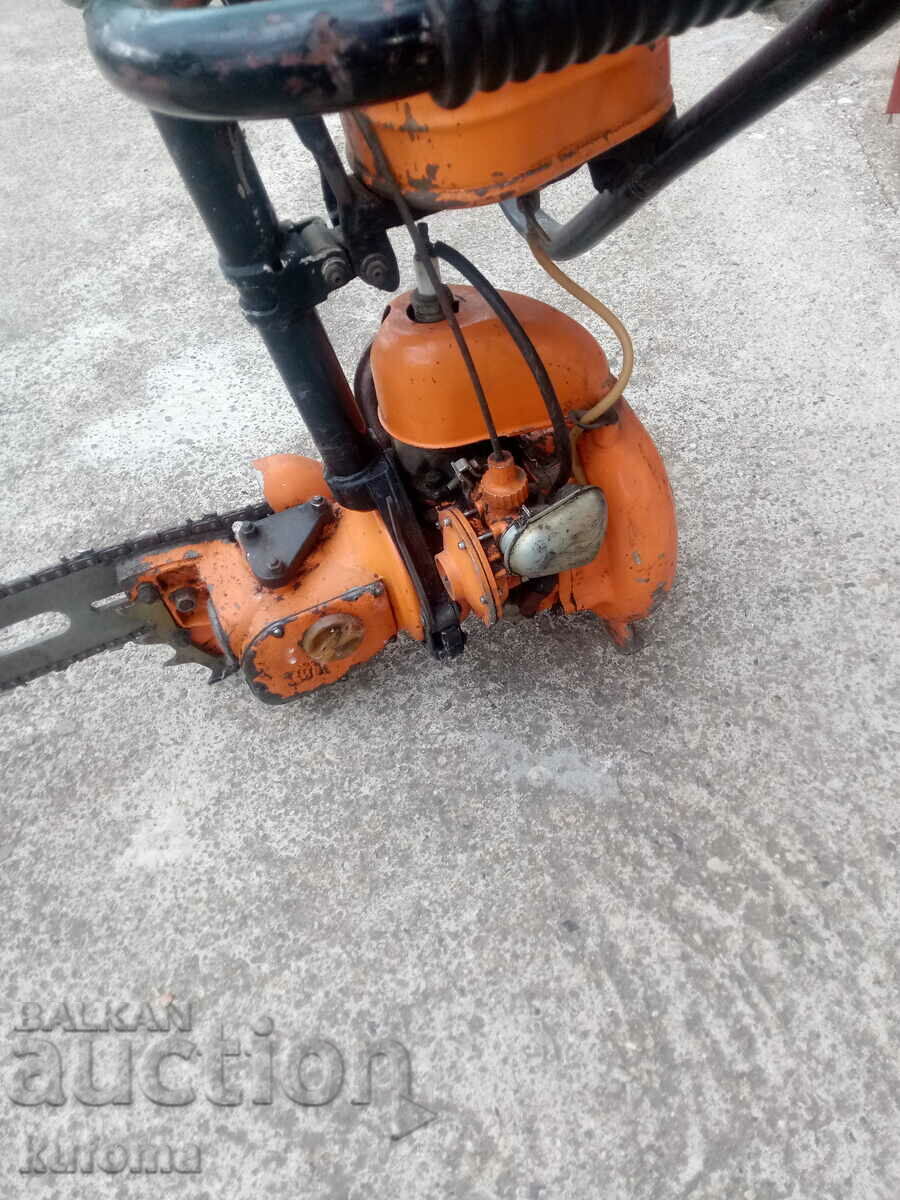 Old wood cutting machine Druzhba - 6 Old wood cutting machine Druzhba - 6