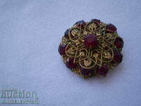 Vintage brooch yellow metal with Czech crystal