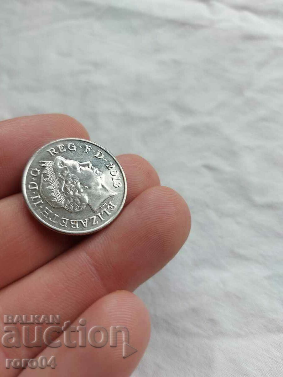 10 PENSE 2013 - 5 10 PENSE 2013 - 5