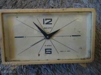 Παλιό επιτραπέζιο ρολόι "SEWANI" ΕΣΣΔ