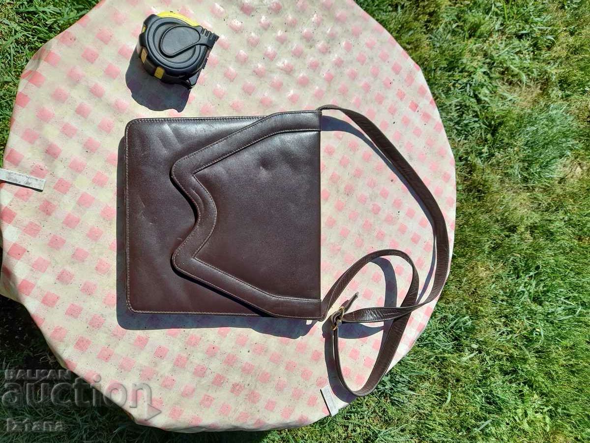 doamnelor vechi sac din piele cu preț 20.00 BGN | € 10.23