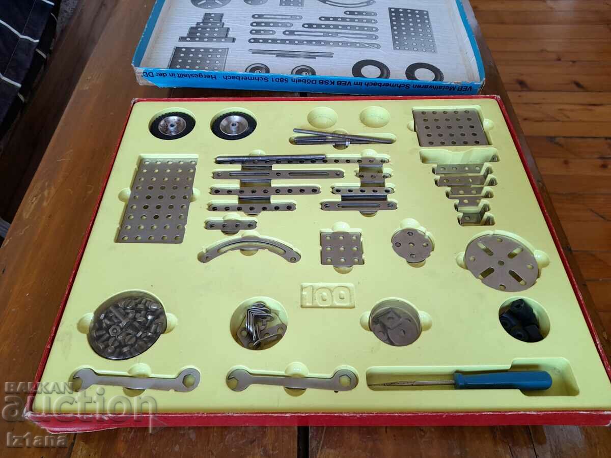 Auction Old metal constructor Construction 100 Auction Old metal constructor Construction 100