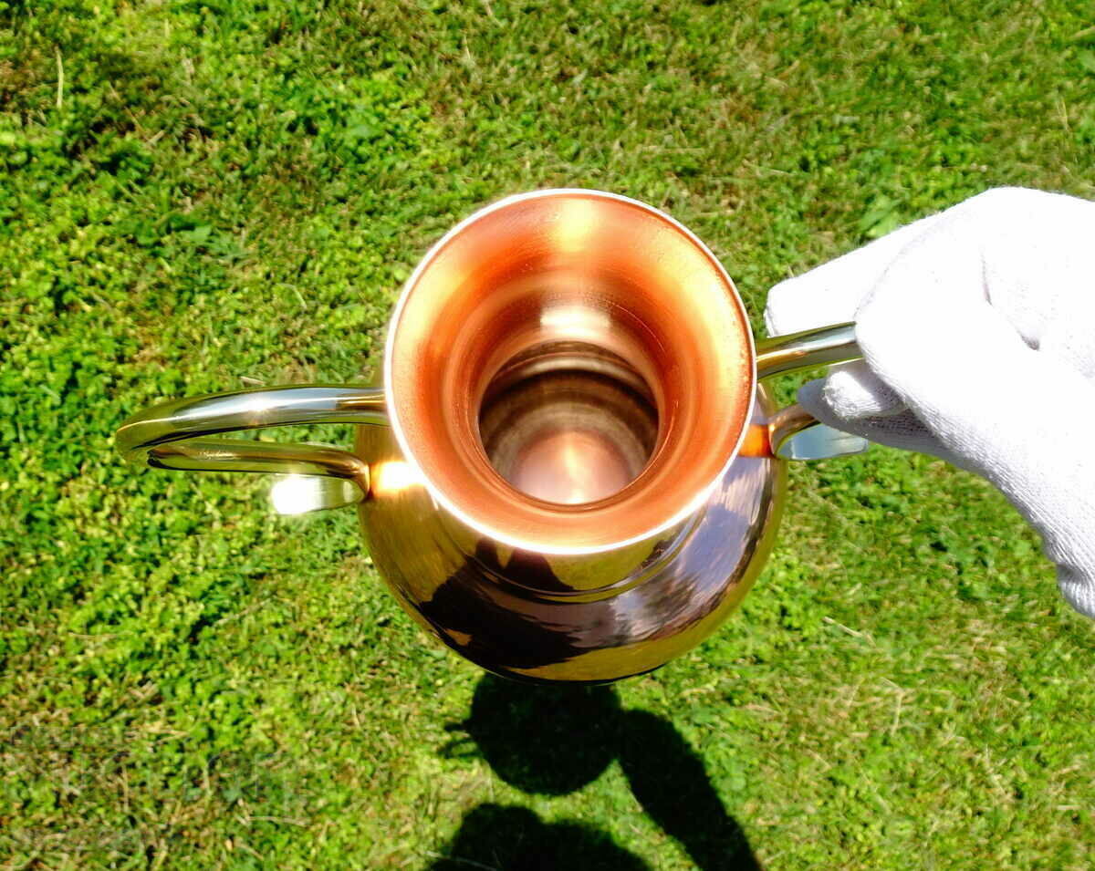 Delivery of Copper wine jug, amphora, pure red copper, seamless Delivery of Copper wine jug, amphora, pure red copper, seamless