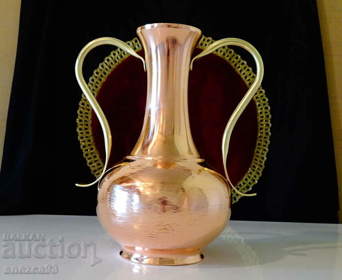 Copper wine jug, amphora, pure red copper, seamless Copper wine jug, amphora, pure red copper, seamless