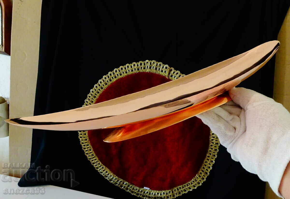 Copper fruit bowl, gondola, planter 38 cm with price 59.00 BGN | € 30.17 Copper fruit bowl, gondola, planter 38 cm with price 59.00 BGN | € 30.17