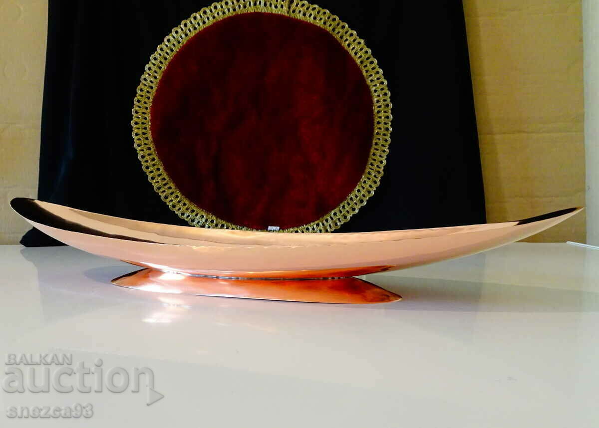 Auction Copper fruit bowl, gondola, planter 38 cm Auction Copper fruit bowl, gondola, planter 38 cm