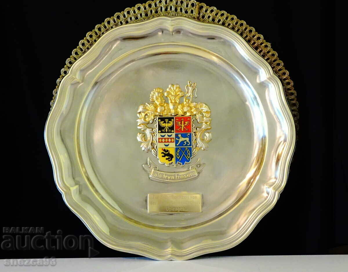 Silver-plated plateau with gilded coat of arms, markings.
