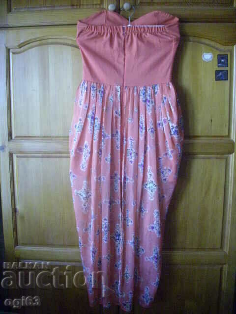 Rochie 1 cu preț 20.00 BGN | € 10.23