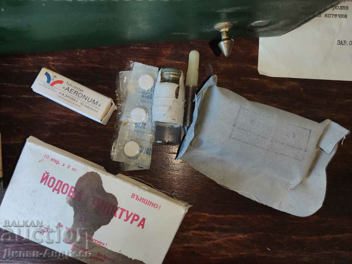 Old medical bag, Red Cross - Complete set! - 5 Old medical bag, Red Cross - Complete set! - 5