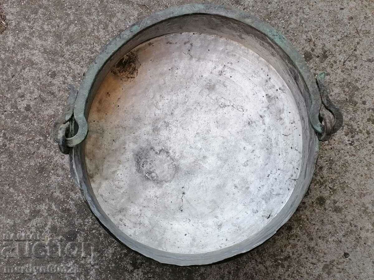 Old harania, a copper pot, a big boiler, a baker, a bumper - 5 Old harania, a copper pot, a big boiler, a baker, a bumper - 5