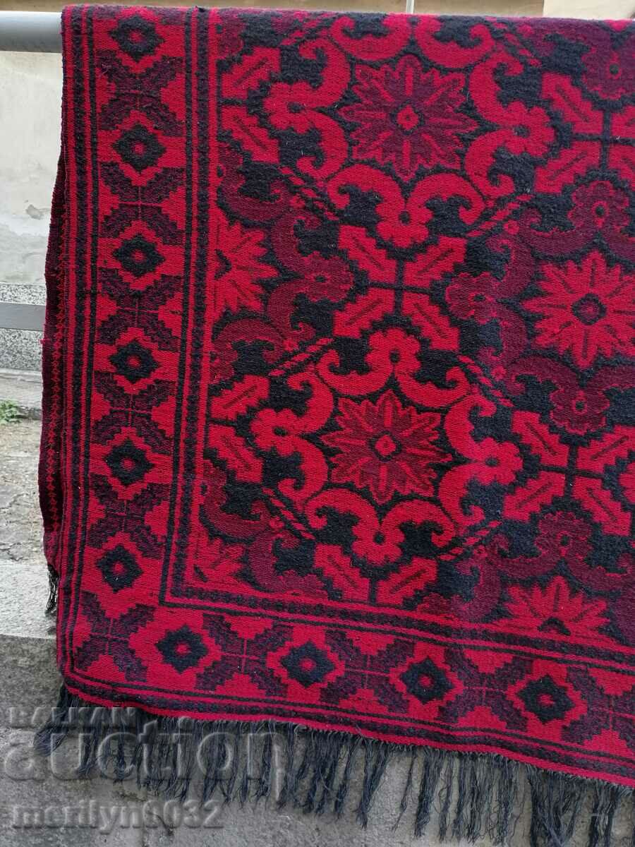 Auction Handmade 90 year old woolen carpet 4.00 / 2.40 meters rug Auction Handmade 90 year old woolen carpet 4.00 / 2.40 meters rug