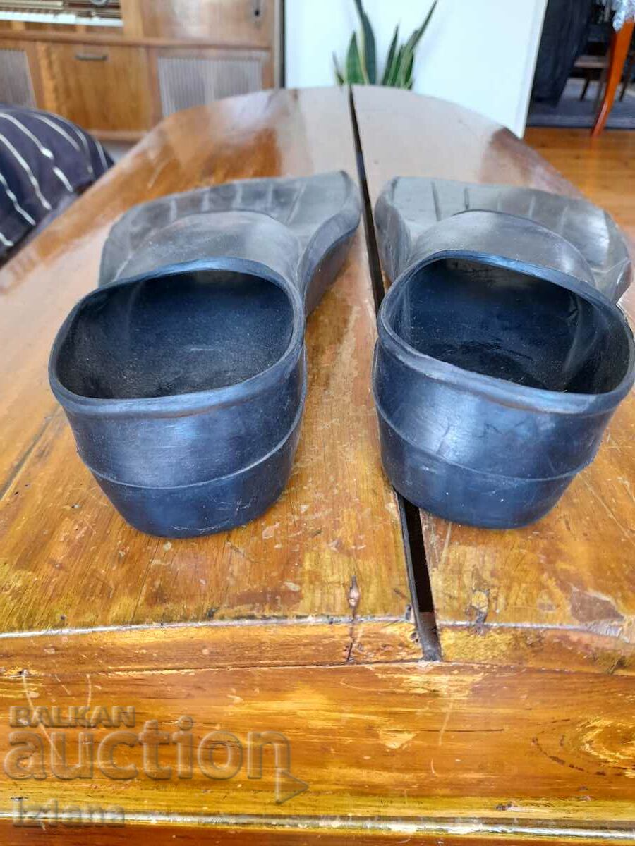 Old Siren Fins - 6 Old Siren Fins - 6