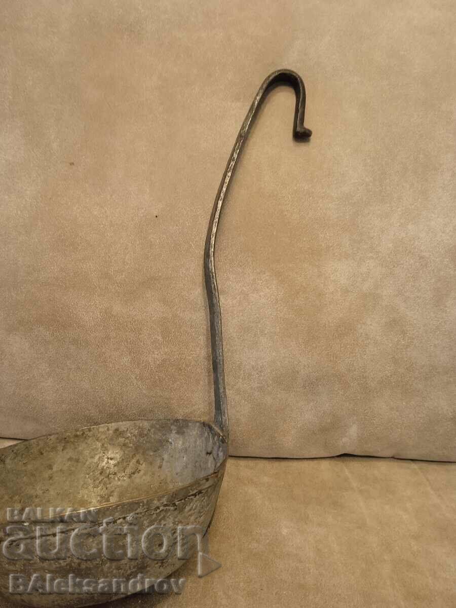 Auction Revival water ladle Auction Revival water ladle