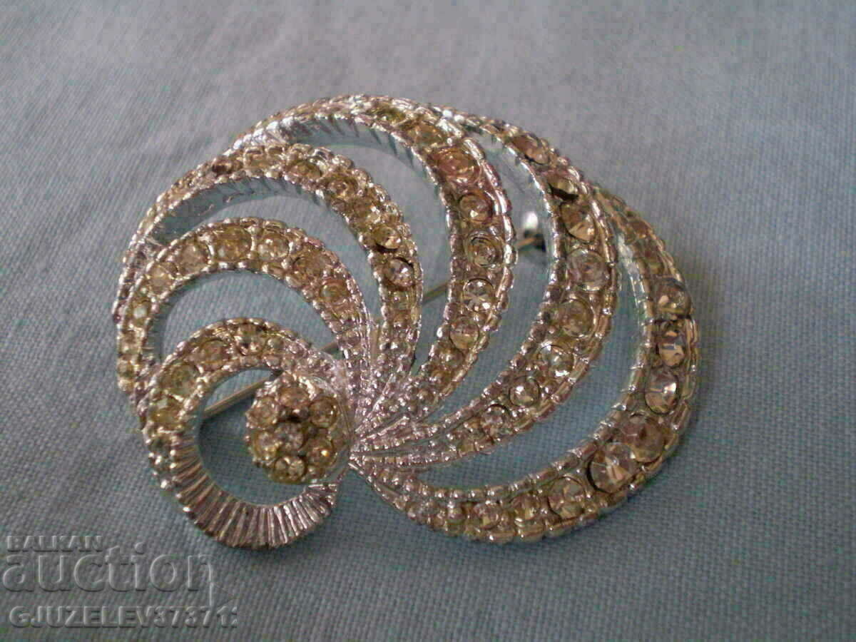 retro Women's brooch - 6 retro Women's brooch - 6