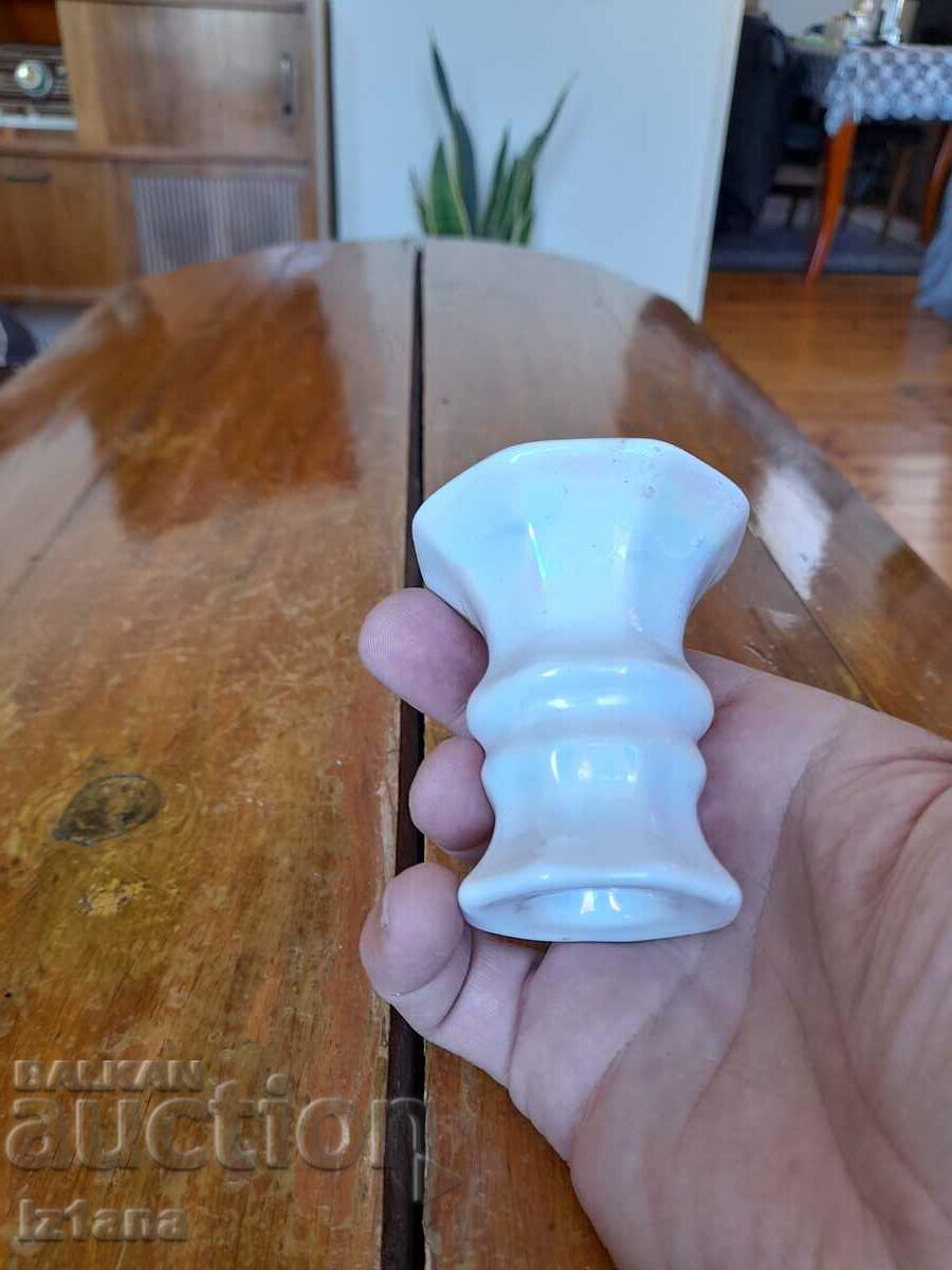 Auction Old porcelain vase, vase Auction Old porcelain vase, vase