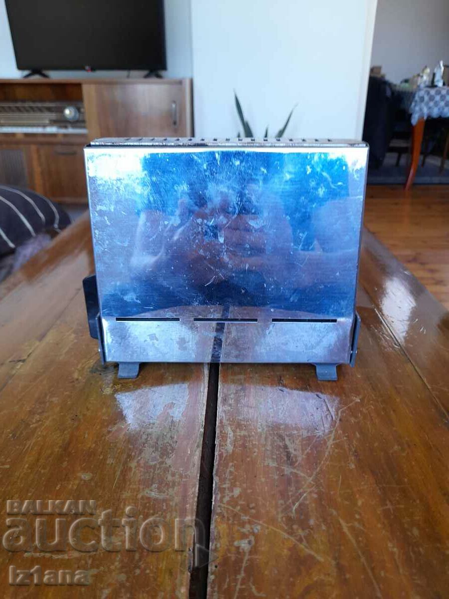 Auction The old Hageka toaster Auction The old Hageka toaster