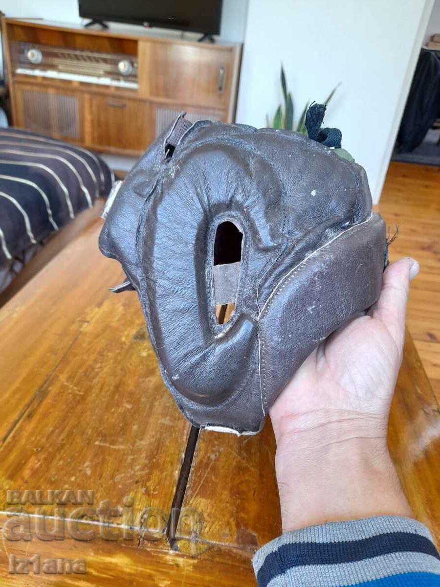 Auction Old boxing protective mask, helmet Mladost Auction Old boxing protective mask, helmet Mladost