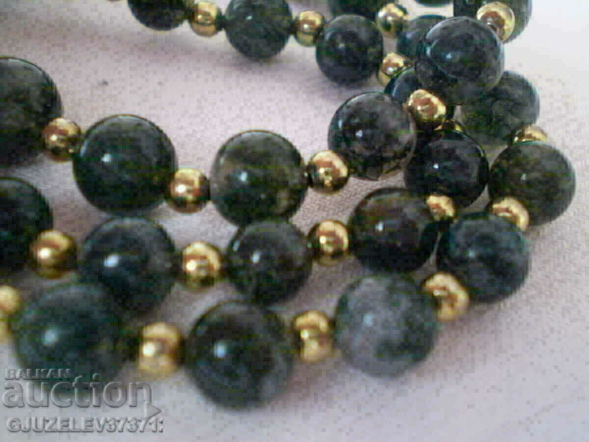 Retro Women's Necklace Of Small Green Balls - 5