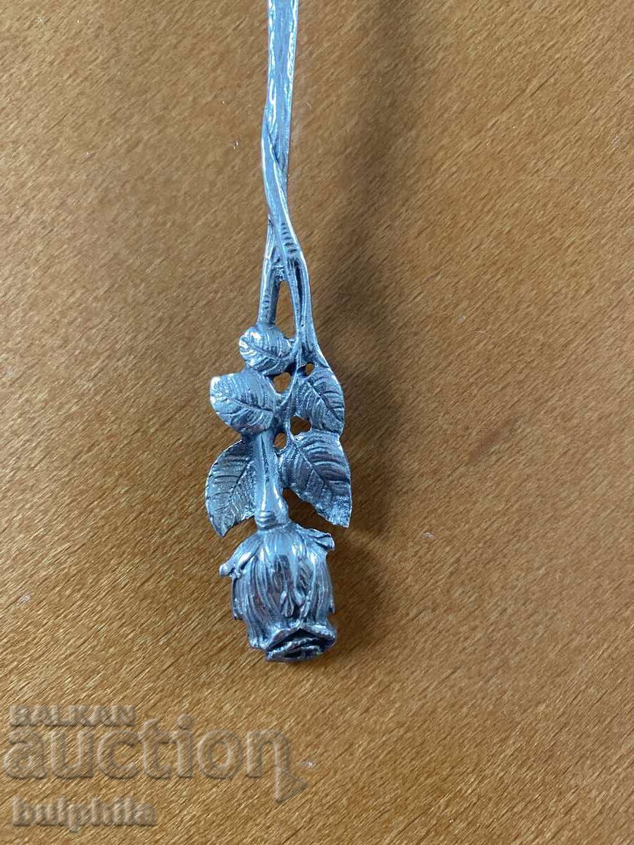 Delivery of Set of 6 silver dessert forks and 6 spoons. Delivery of Set of 6 silver dessert forks and 6 spoons.