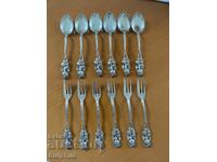 Set de 6 furculite argintii pentru desert si 6 linguri.