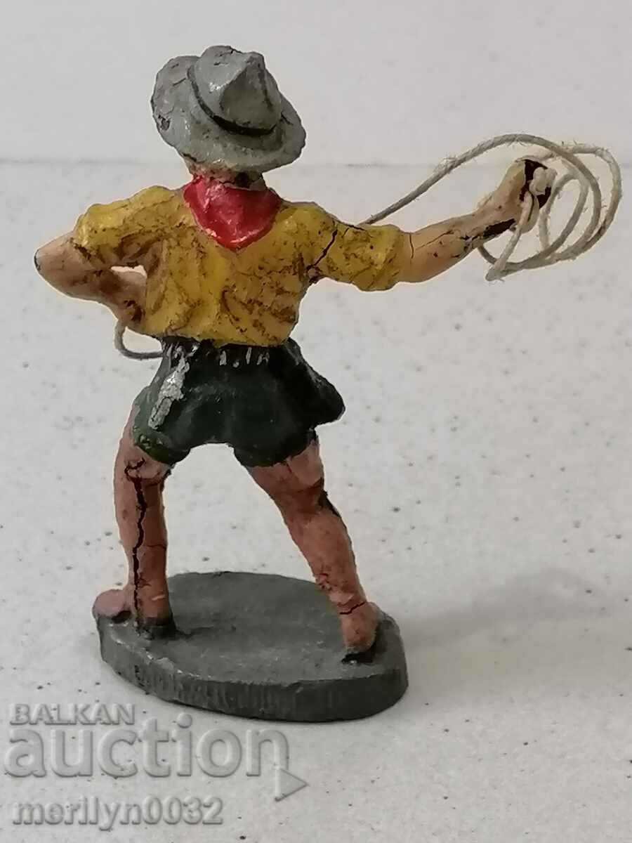 Cowboy figure ELASTOLIN Germany 20-30 years of plastic with price 45.00 BGN | € 23.01 Cowboy figure ELASTOLIN Germany 20-30 years of plastic with price 45.00 BGN | € 23.01