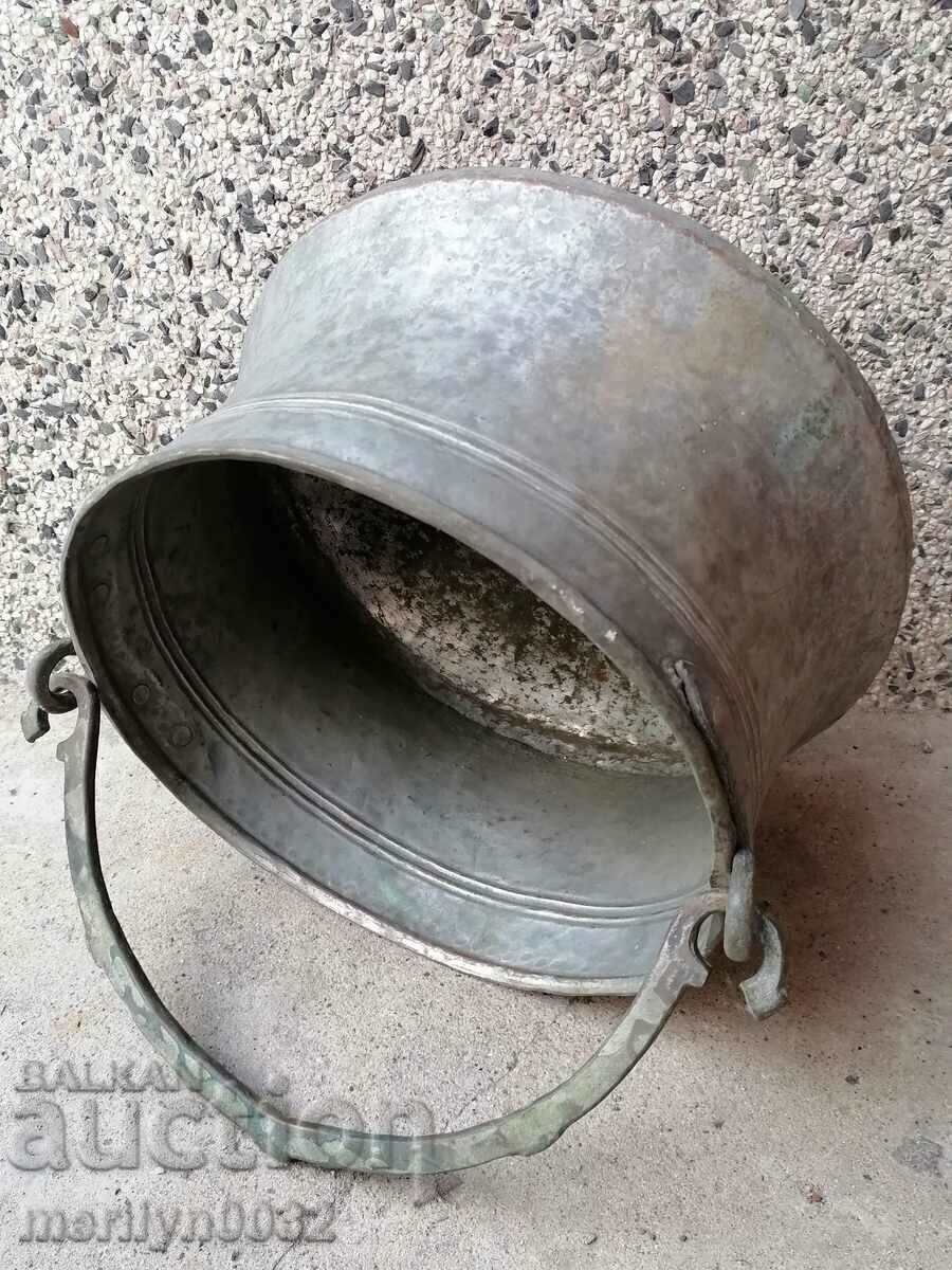 Cazan conservat, monedă de cupru, monedă de cupru, vas de cupru cu preț € 68.90 | 134.76 BGN