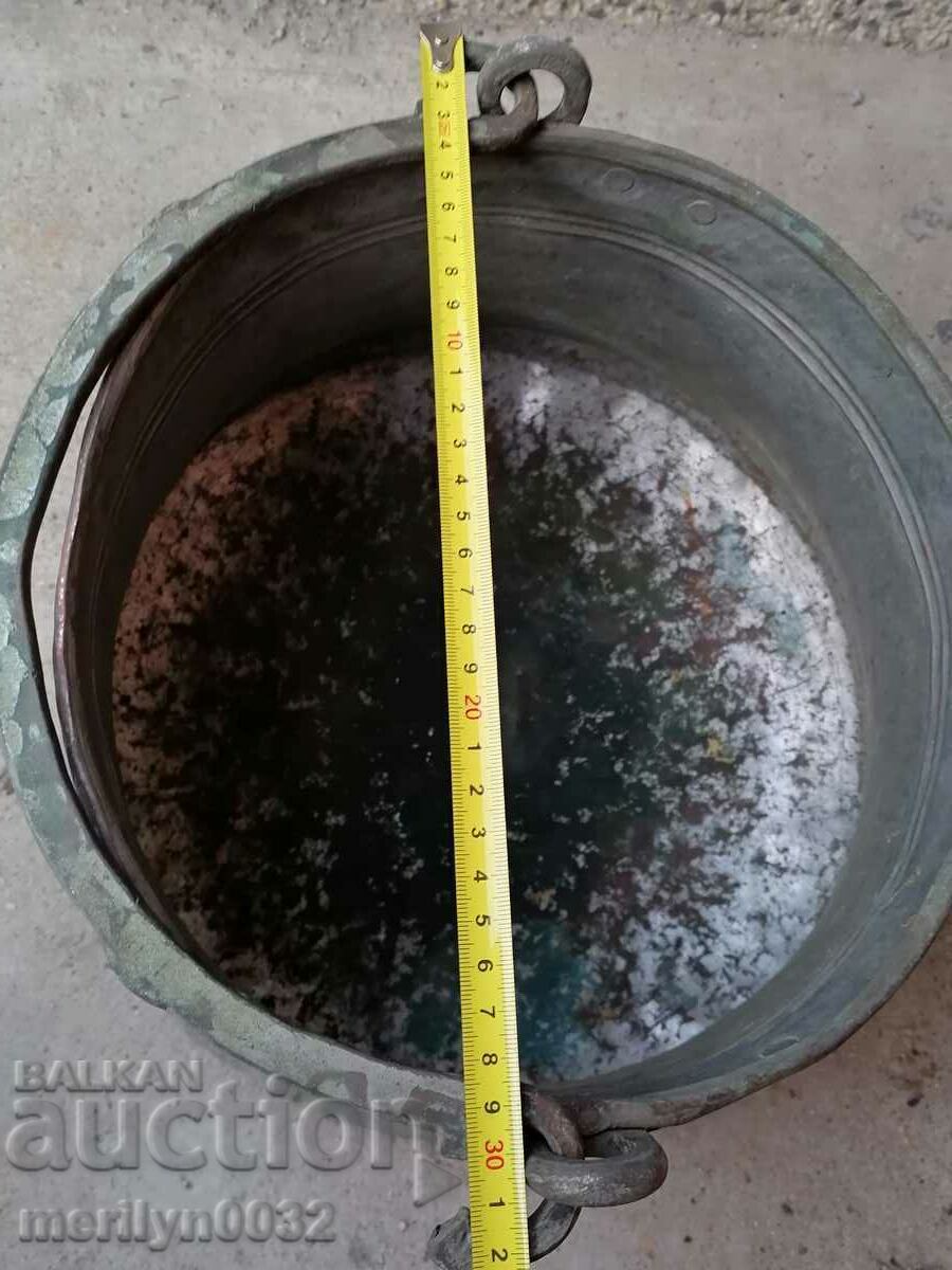 Tinned cauldron, copper coin, copper coin, copper vessel - 7 Tinned cauldron, copper coin, copper coin, copper vessel - 7