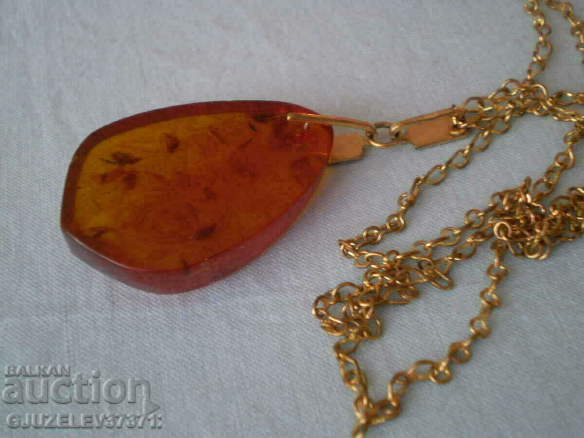 Παλιό ρωσικό επιχρυσωμένο κρεμαστό κόσμημα με κεχριμπάρι - 7 Παλιό ρωσικό επιχρυσωμένο κρεμαστό κόσμημα με κεχριμπάρι - 7